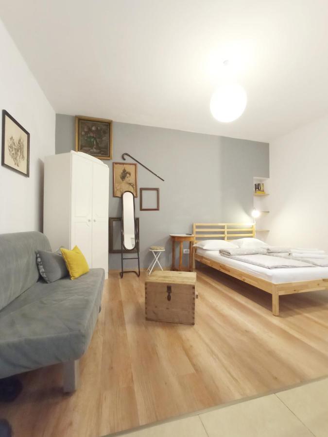 Cozy Republicii Apartment บราชอฟ ภายนอก รูปภาพ
